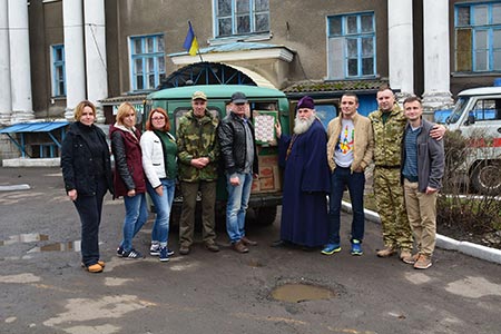 2017 05 03 Dopomoga mob shpitalju 02 sm